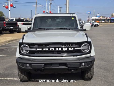 New 2026 Ford Bronco Outer Banks AWD/4WD image 15