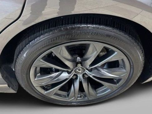 Used 2018 Lexus LS 500 F Sport w/ Accessory Package (Z2) image 24