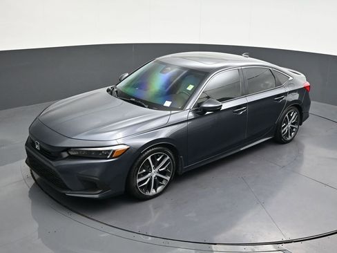 Used 2024 Honda Civic Touring image 14