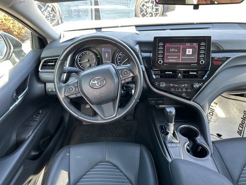 Used 2024 Toyota Camry SE image 13