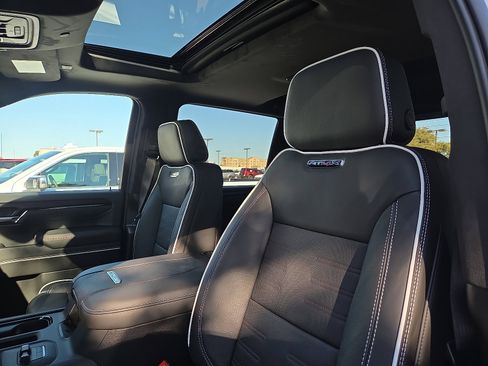New 2026 GMC Sierra 2500 AT4X w/ LPO, Black Badging Package image 12