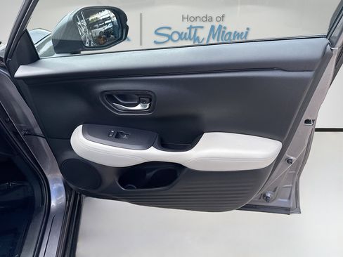 Used 2024 Honda HR-V LX image 32