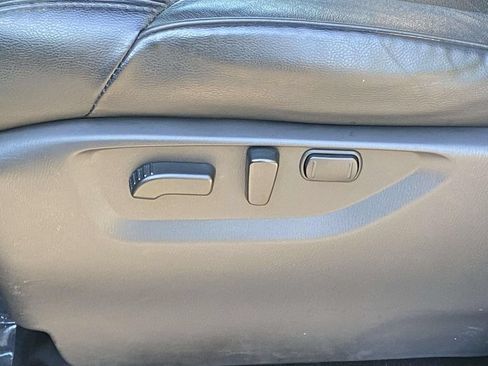 Used 2023 Nissan Armada SL w/ Midnight Edition Package RWD image 16