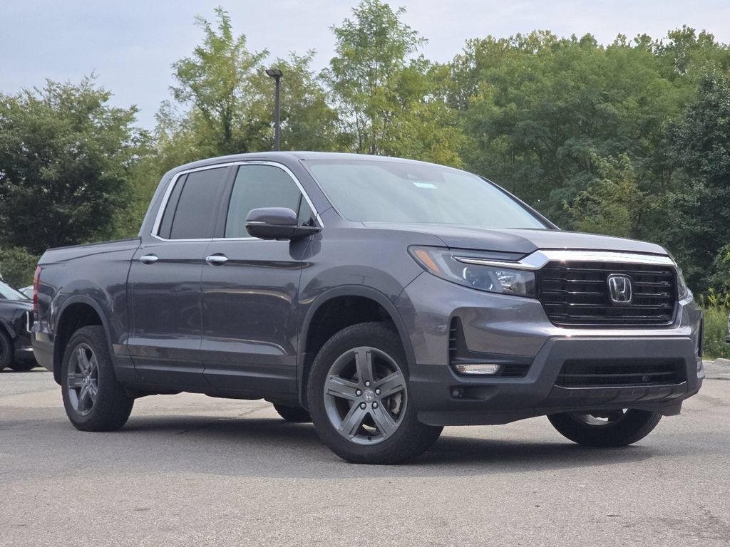 Used 2023 Honda Ridgeline RTL-E image 2