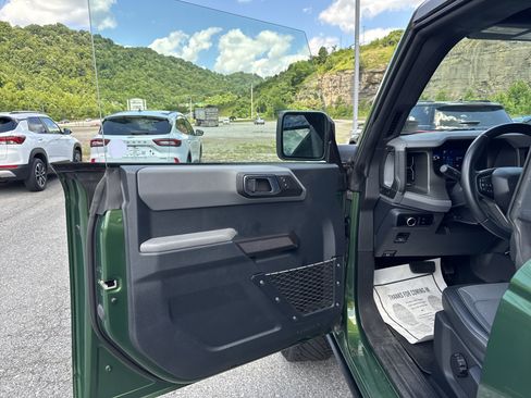 Used 2024 Ford Bronco Everglades AWD/4WD image 10