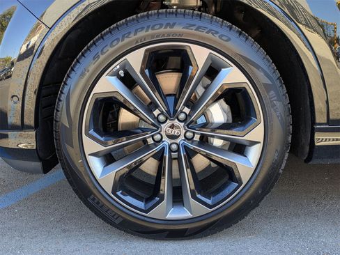 New 2026 Audi Q7 3.0T Premium Plus image 13