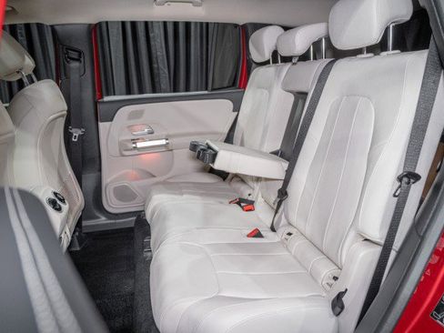 New 2026 Mercedes-Benz GLB 250 4MATIC image 12