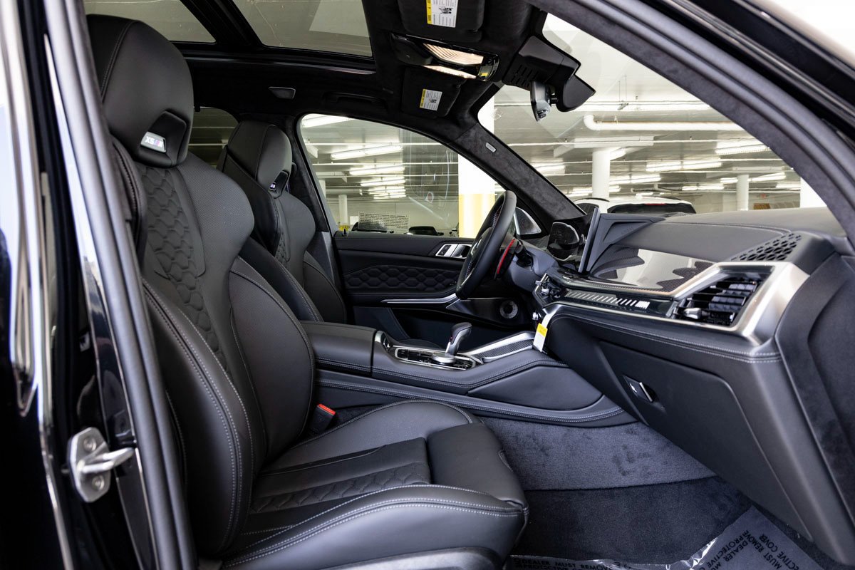 New 2026 BMW X5 M Competition w/ Executive Package AWD/4WD image 34