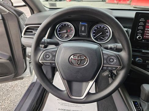 Used 2023 Toyota Camry LE image 10