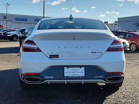 Used 2022 Genesis G70 3.3T image 5