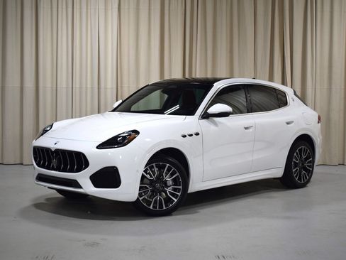 Certified 2025 Maserati Grecale Modena AWD/4WD image 1