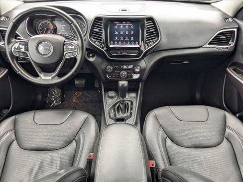 Used 2019 Jeep Cherokee Limited AWD/4WD image 16