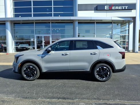 New 2026 Kia Sorento S w/ S Panoramic Sunroof Package AWD/4WD image 4
