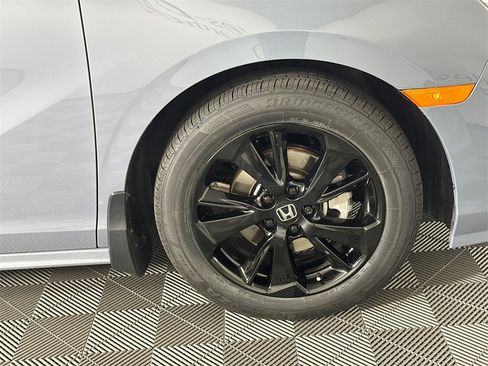 Used 2023 Honda Odyssey Sport image 12