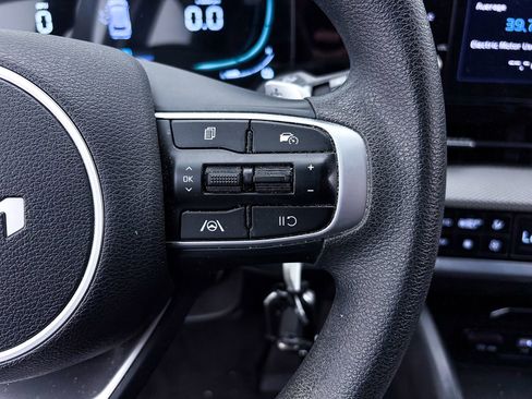 Used 2023 Kia Sportage LX image 24