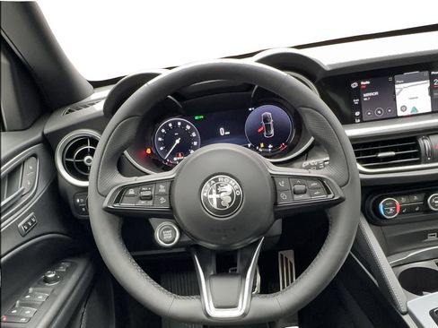 New 2026 Alfa Romeo Stelvio Sprint AWD/4WD image 35