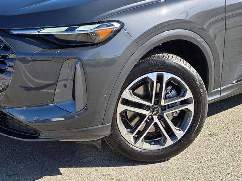 New 2026 Audi Q5 Premium AWD/4WD image 9