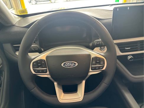 New 2026 Ford Explorer Active w/ Active Comfort Package AWD/4WD image 10