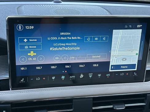 Used 2025 Lincoln Corsair FWD w/ Equipment Group 101A image 19