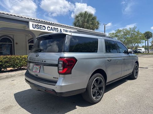Used 2024 Ford Expedition Max Limited image 4