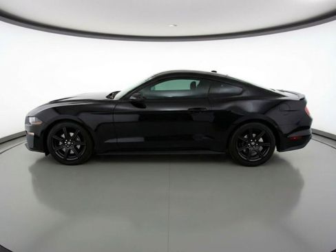 Used 2019 Ford Mustang Coupe w/ Equipment Group 101A image 4