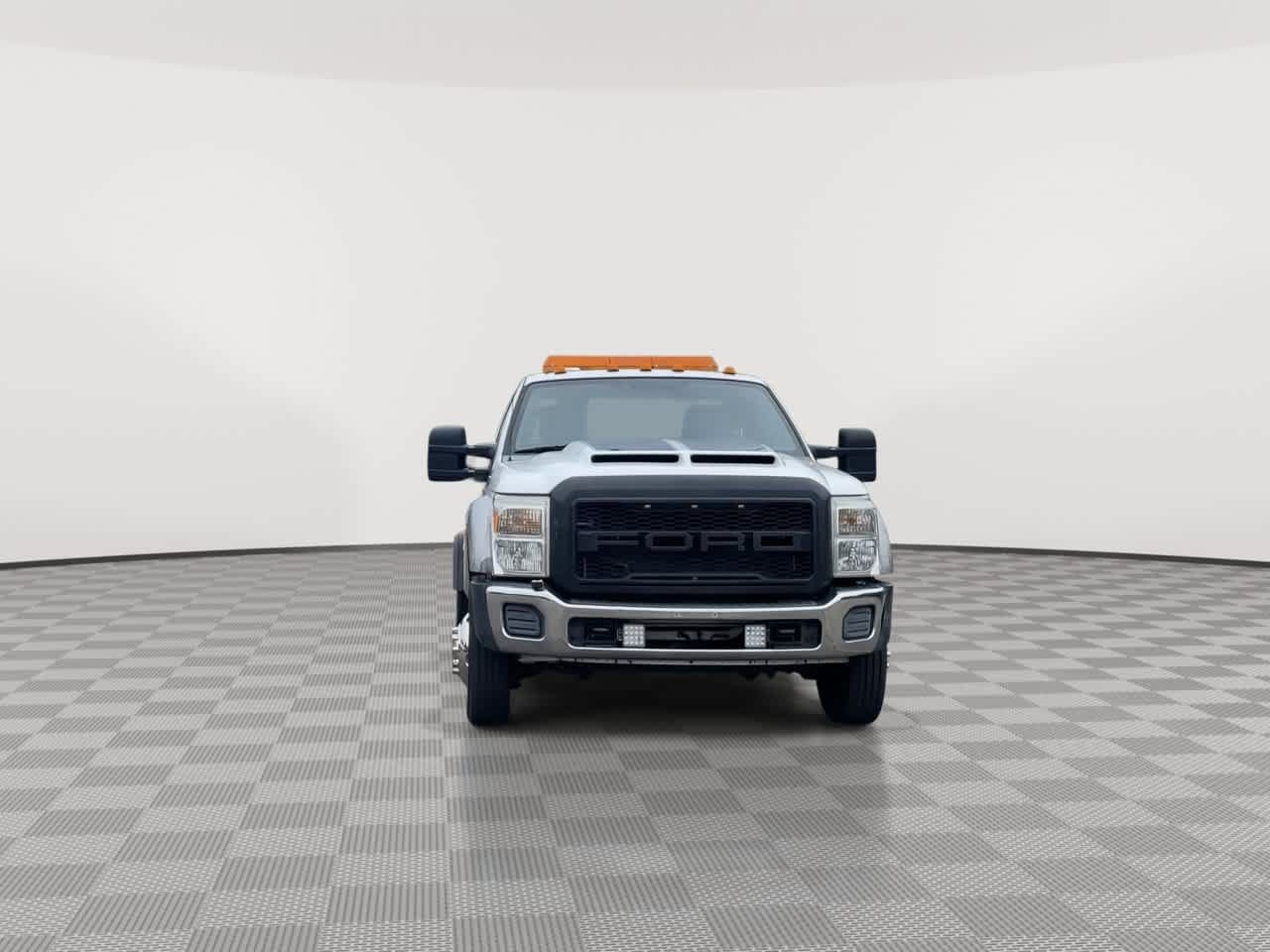 Used 2012 Ford F450 XL w/ XL Decor Group RWD image 3