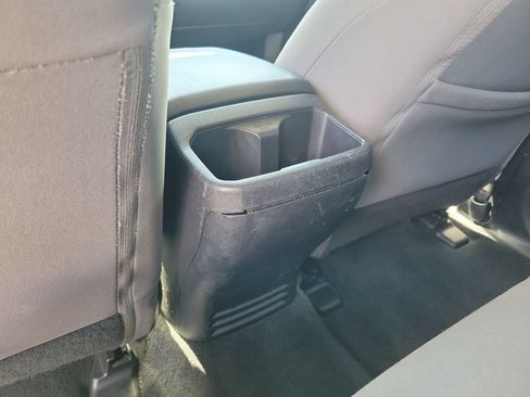 Used 2023 Toyota Tacoma SR5 w/ SR5 Appearance Package RWD image 10