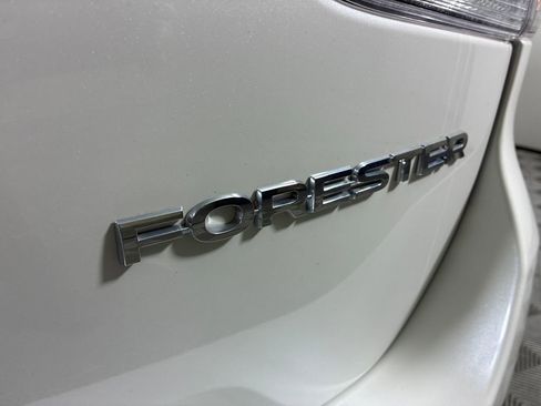 Certified 2023 Subaru Forester Premium image 12