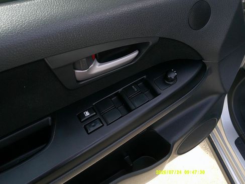 Used 2007 Suzuki SX4 Sport AWD/4WD image 8