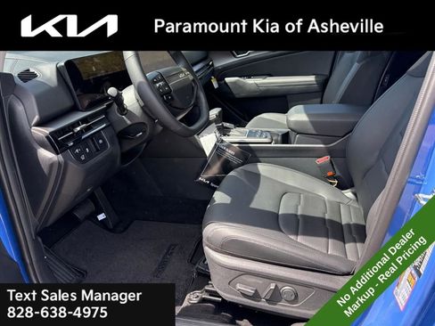 New 2026 Kia Sportage SX FWD image 19