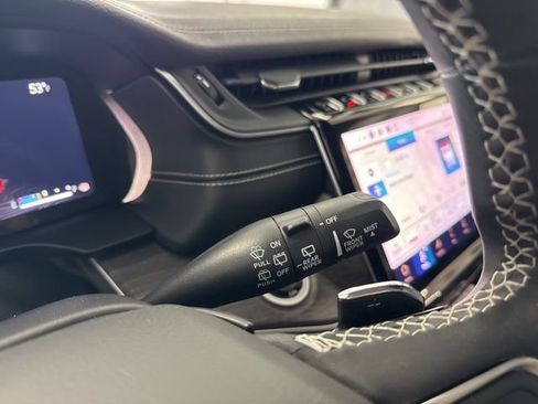 Used 2023 Jeep Grand Cherokee L Limited w/ Trailer Tow Group (B) image 41