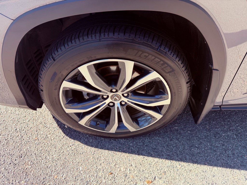 Certified 2022 Lexus RX 350 FWD w/ Premium Package image 17