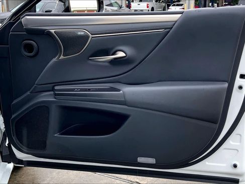 Used 2019 Lexus ES 350 F Sport w/ Accessory Package 2 image 22