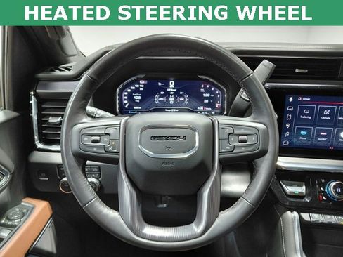 Used 2025 GMC Sierra 2500 Denali Ultimate image 7