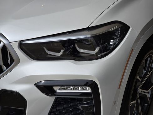 Used 2021 BMW X6 xDrive40i w/ M Sport Package AWD/4WD image 8