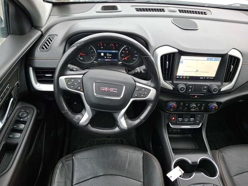 Used 2021 GMC Terrain SLT w/ Infotainment Package II image 11