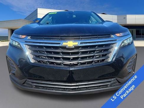 Used 2023 Chevrolet Equinox LS w/ LS Convenience Package image 9