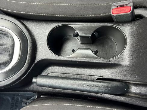 Used 2023 Kia Forte LXS image 36