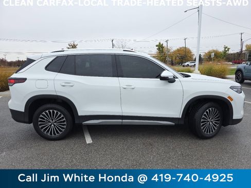 Used 2025 Volkswagen Tiguan S image 18