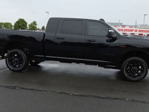 Used 2025 RAM 2500 Laramie w/ Night Edition AWD/4WD image 9