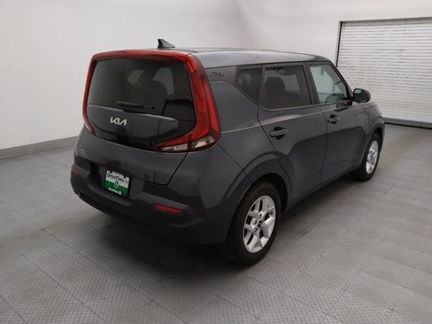 Used 2022 Kia Soul S FWD image 9
