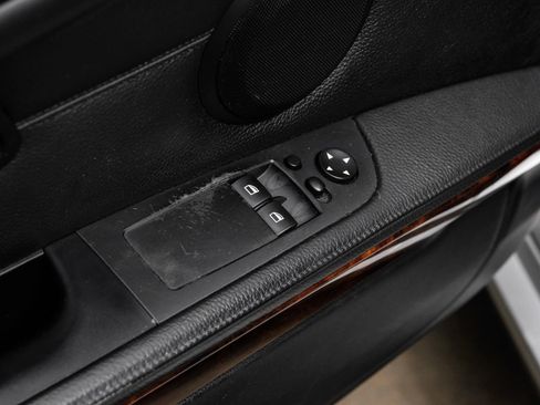 Used 2007 BMW 328xi Coupe image 36