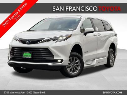 Used 2025 Toyota Sienna XLE