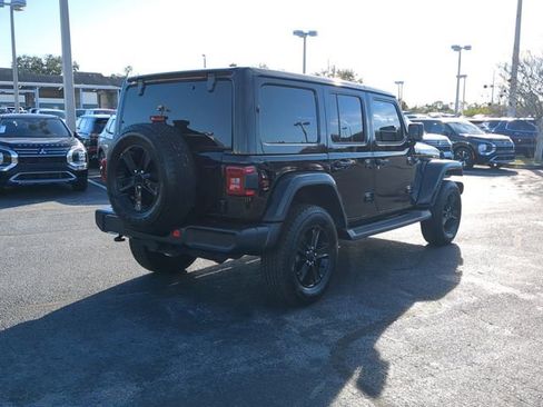 Used 2020 Jeep Wrangler Unlimited Sahara AWD/4WD image 6
