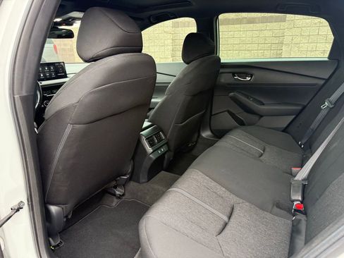 Used 2025 Honda Accord Sport image 11