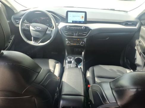 Certified 2022 Ford Escape SEL AWD/4WD image 10