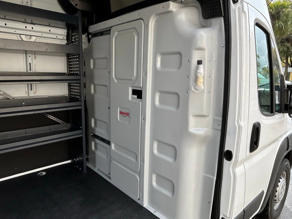 Used 2024 RAM ProMaster 3500 w/ Convenience Group FWD image 26