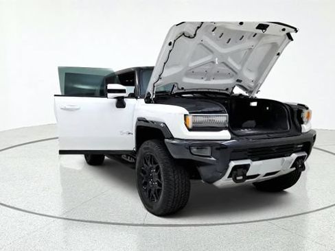 Used 2025 GMC Hummer EV 2X AWD/4WD image 12