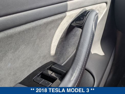 Used 2018 Tesla Model 3 Long Range RWD image 22