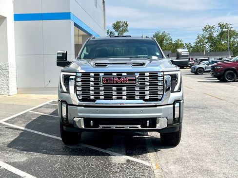 New 2025 GMC Sierra 2500 Denali w/ Denali Reserve Package image 7